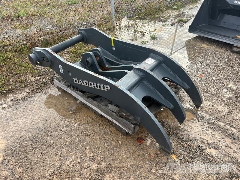 DaeQuip HE300 Excavator Thumb - Fits Doosan DX300 Schaufeln