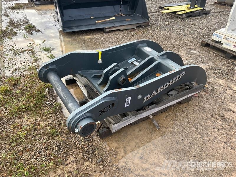 DaeQuip HE300 Excavator Thumb - Fits Doosan DX300 Schaufeln