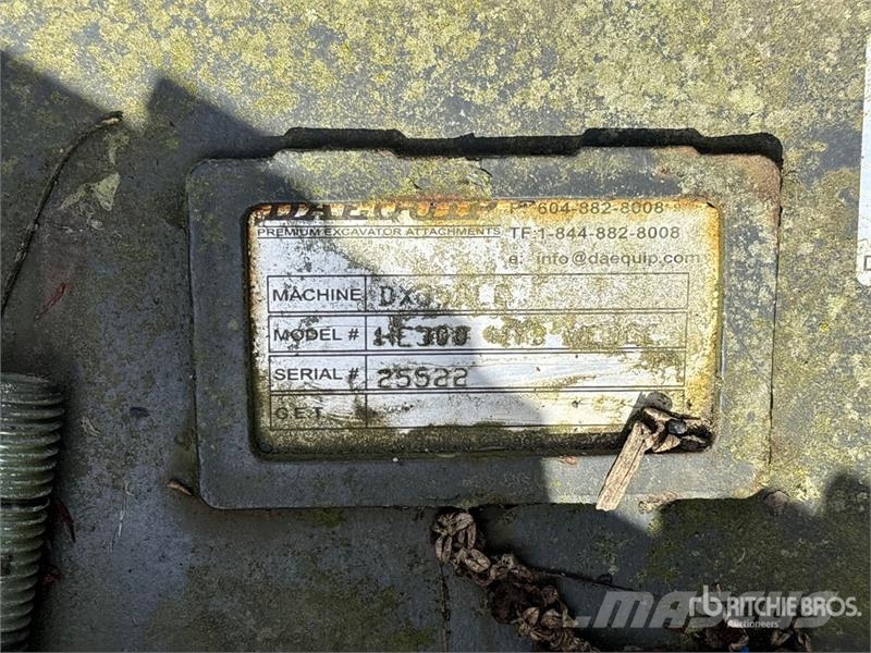 DaeQuip HE300 Hydraulic Excavator Coupler Snelkoppelingen