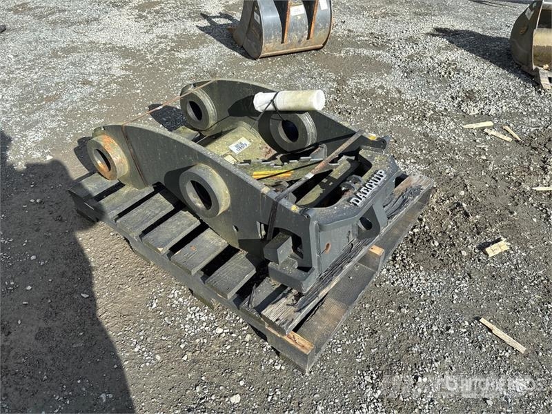 DaeQuip HE300 Quick Coupler موصلات سريعة