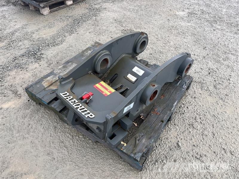 DaeQuip HE300 Quick Coupler Quick connectors