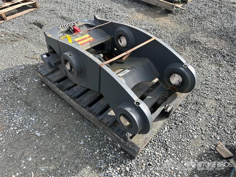 DaeQuip HE300 Quick Coupler (Unused) موصلات سريعة