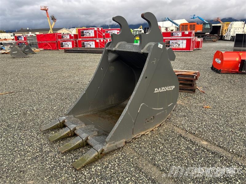 DaeQuip HE400 42 in Digging Excavator Bucket Žlice