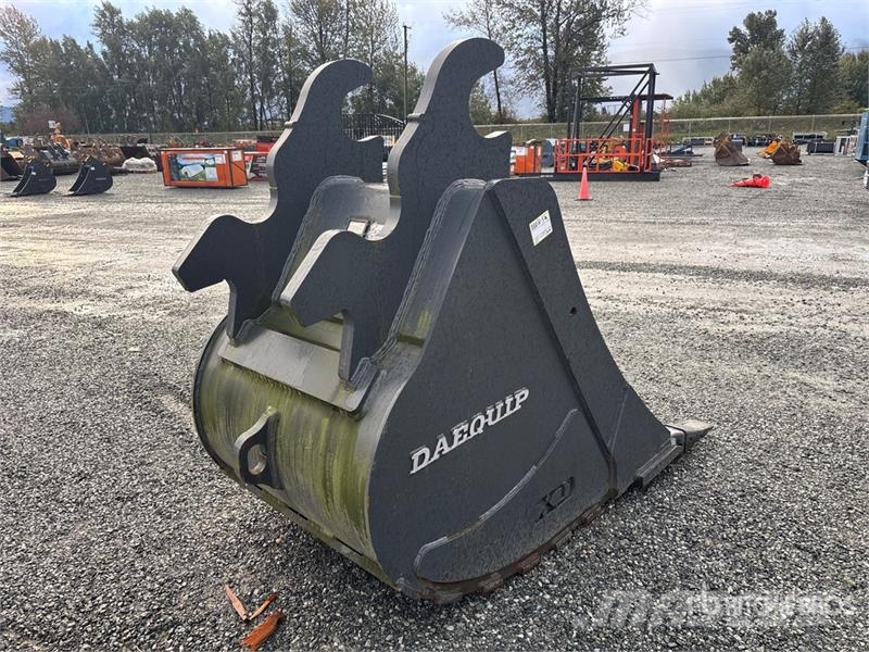 DaeQuip HE400 42 in Digging Excavator Bucket Žlice