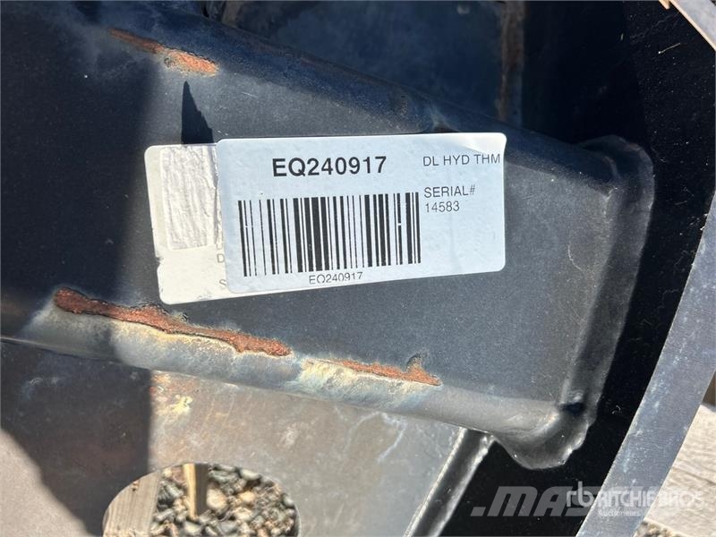 DaeQuip Hydraulic Excavator Thumb (Unused) Ковші