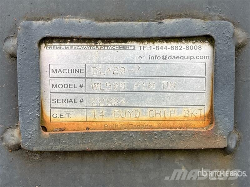 DaeQuip WL500CHIP 140 in Chip Wheel Loader Bucket Kauhat