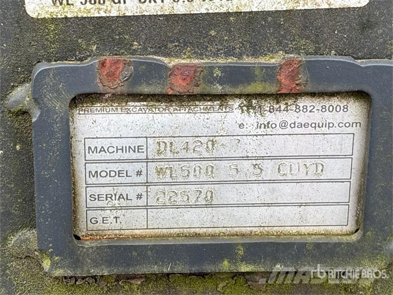 DaeQuip WL500GPBKT 122 in 5.5 cyd Wheel Loader Bucket Kauhat