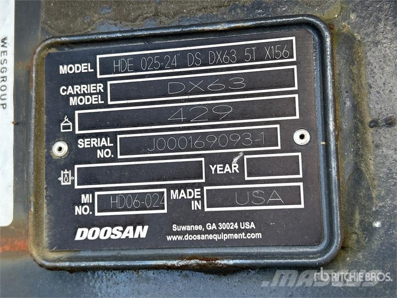 Develon 24 in Digging Excavator Bucket (Unused) Bakken
