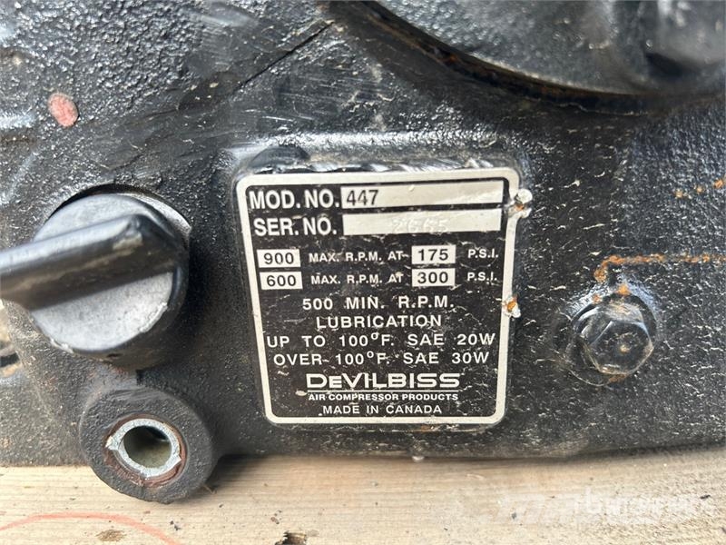 DeVilbiss 447 Air Compressor Kompressoren