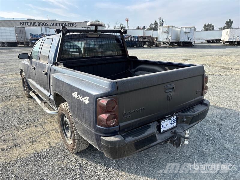 Dodge Dakota SLT 4x4 Crew Cab Pickup Otros