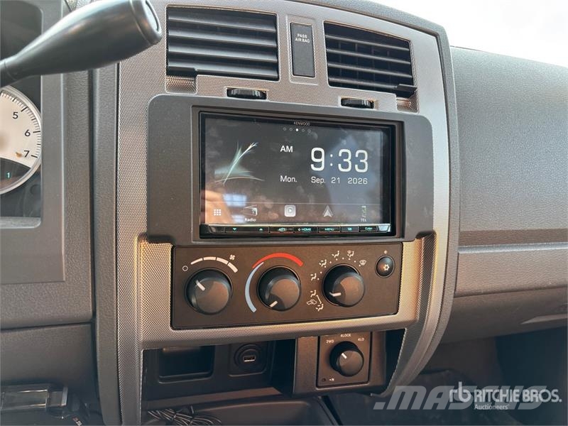 Dodge Dakota SLT 4x4 Crew Cab Pickup Otros