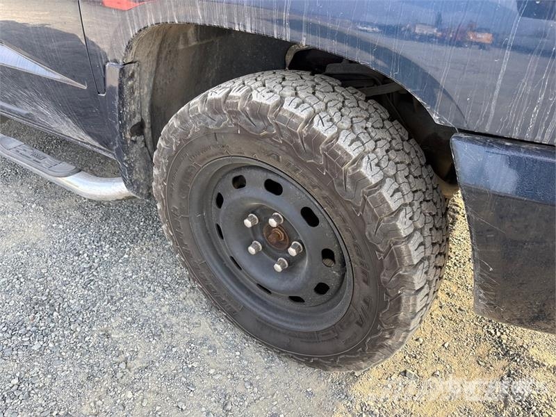 Dodge Dakota SLT 4x4 Crew Cab Pickup Otros