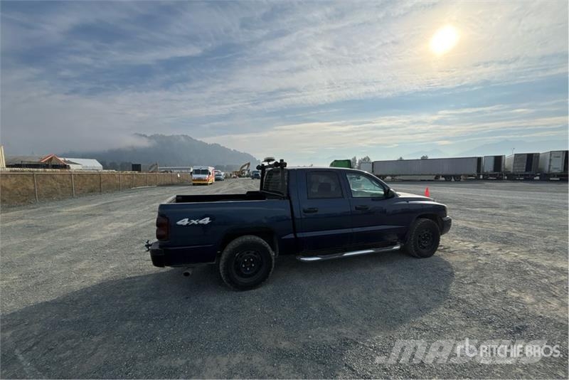 Dodge Dakota SLT 4x4 Crew Cab Pickup Otros