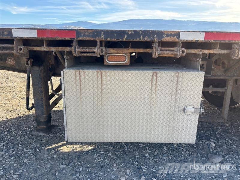 Doepker 28 ft T/A Super B-Train Pup Flatbed Trailer Anhænger med lad/Flatbed