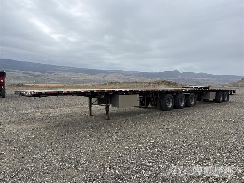 Doepker 32 ft Tri/A Lead Flatbed Trailer مقطوروات مسطحة/مفصلية الجوانب