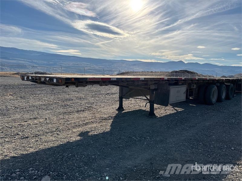 Doepker 32 ft Tri/A Super B-Train Lead Flatbed Trailer Anhænger med lad/Flatbed