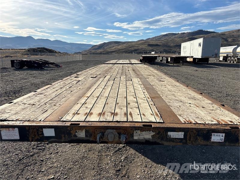 Doepker 32 ft Tri/A Super B-Train Lead Flatbed Trailer Anhænger med lad/Flatbed