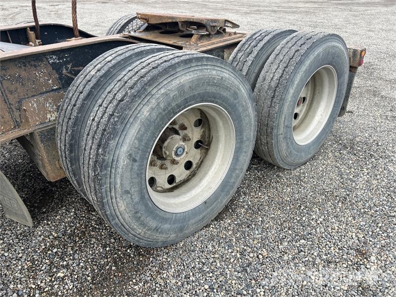 Doepker T/A B-Train Super B Lead Log Trailer مقطورات أشجار