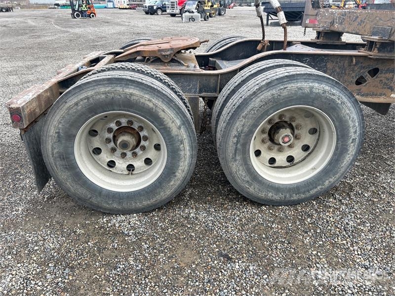 Doepker T/A B-Train Super B Lead Log Trailer مقطورات أشجار