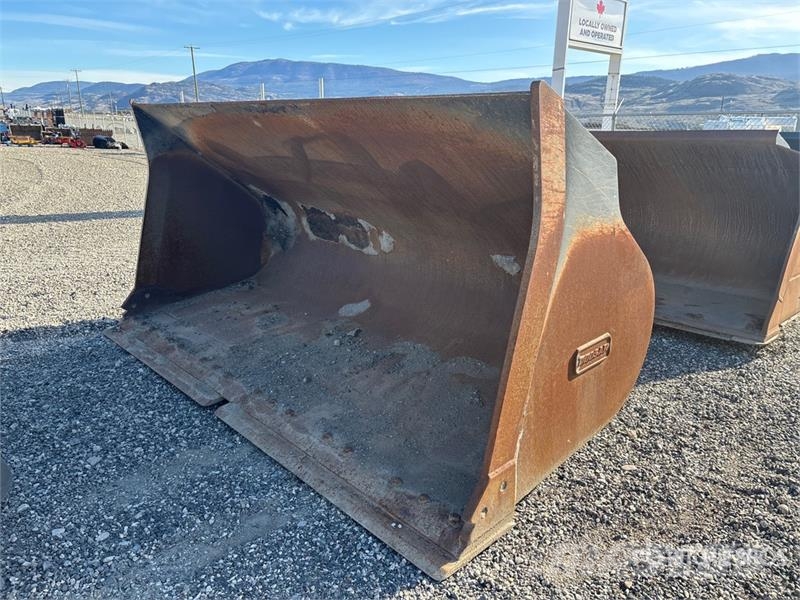 Doosan 129 in Wheel Loader Bucket Kašike / Korpe