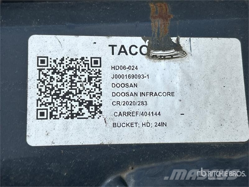 Doosan 24 in Digging Excavator Bucket (Unused) Lopaty