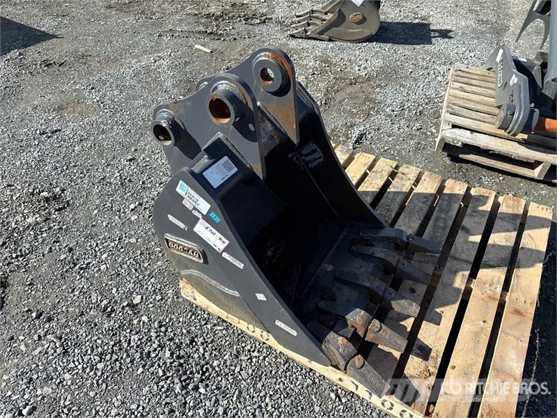 Doosan 24 in Digging Excavator Bucket (Unused) دلاء