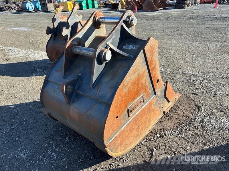 Doosan 38 in Digging Excavator Bucket Ковші