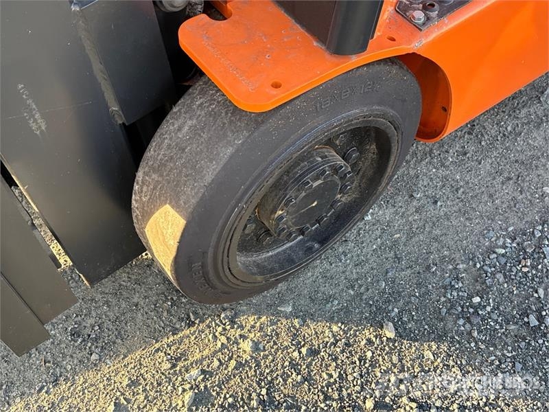 Doosan BC18S-5 2950 lb Electric Forklift Elektromos targoncák