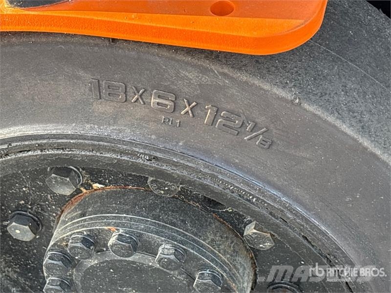 Doosan BC18S-5 2950 lb Electric Forklift Električni viličari