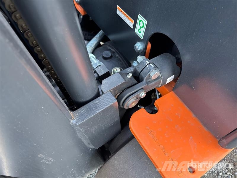Doosan BC18S-5 2950 lb Electric Forklift Električni viličari