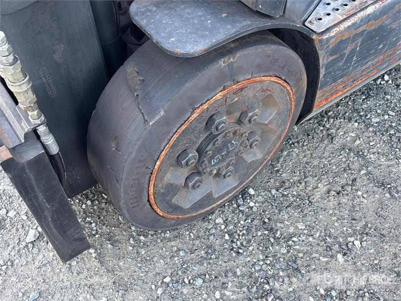 Doosan BC25S-7 4800 lb Electric Forklift شاحنات ذات رافعات شوكية تعمل بالكهرباء