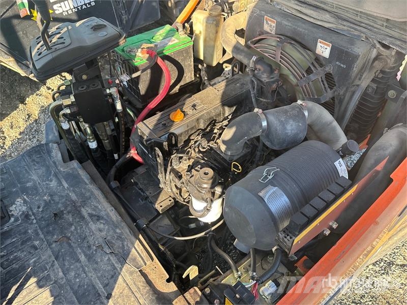 Doosan D20S-5 3600 lb Pneumatic Tire Forklift Інше