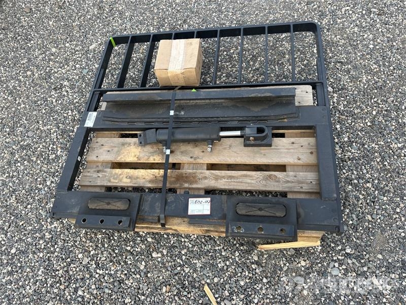 Doosan D50/55 Lift Truck Fork Frame (Unused) Autres accessoires et composants