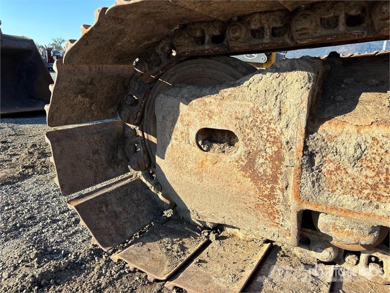 Doosan DX225 LC Tracked Excavator Pásové rýpadlá