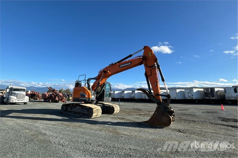 Doosan DX235LCR-5 Tracked Excavator Koparki gąsienicowe