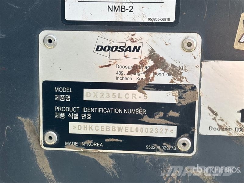 Doosan DX325LCR-5 Tracked Excavator Lánctalpas kotrók