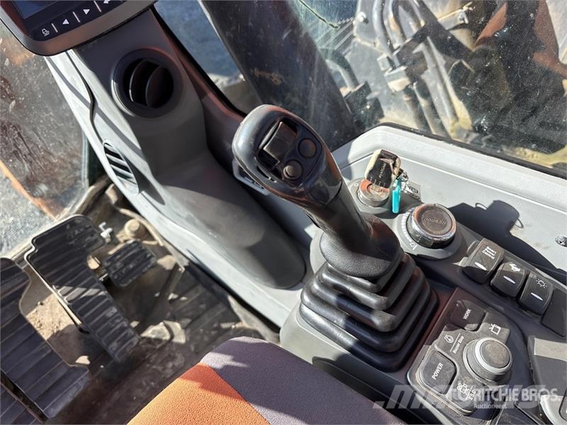 Doosan DX325LCR-5 Tracked Excavator Lánctalpas kotrók
