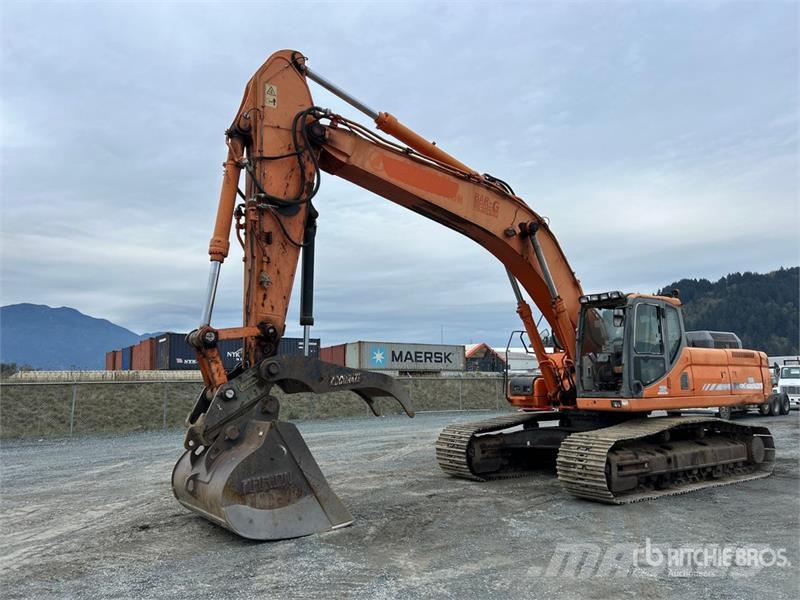 Doosan DX420LC Tracked Excavator Kāpurķēžu ekskavatori
