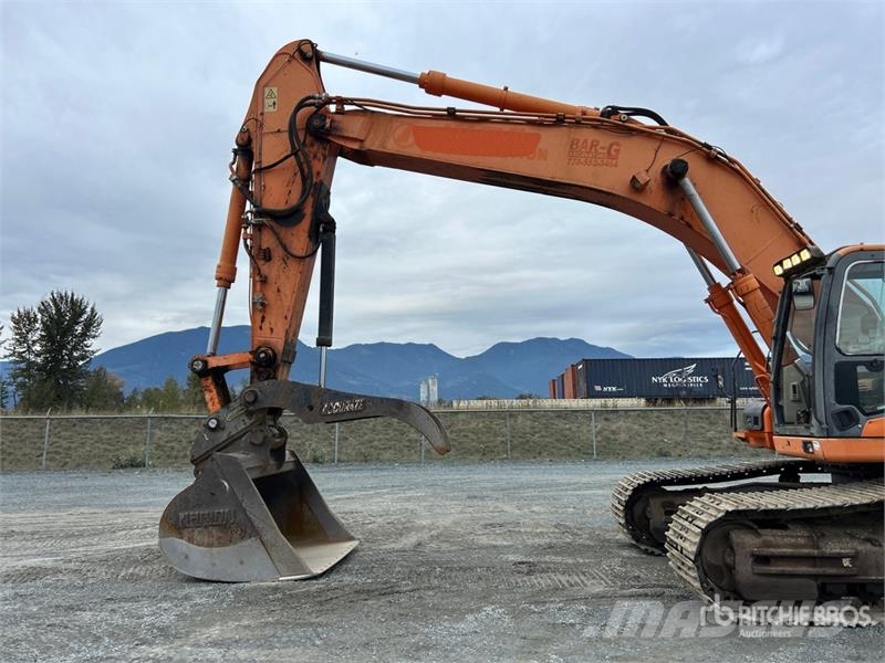 Doosan DX420LC Tracked Excavator Kāpurķēžu ekskavatori