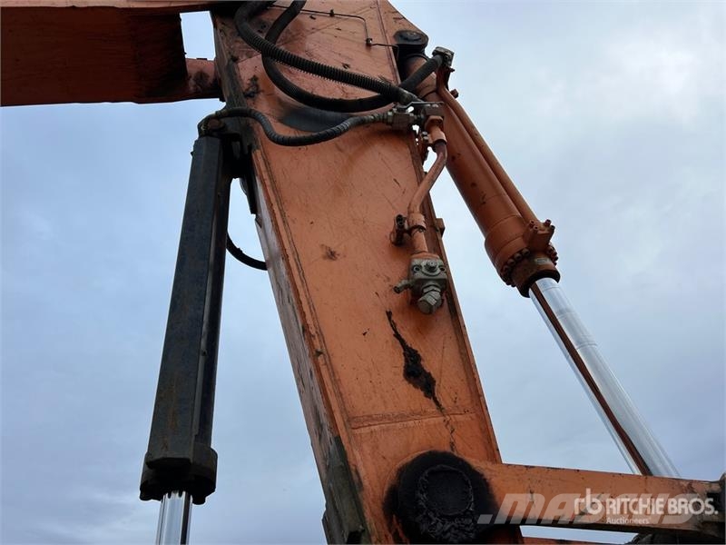 Doosan DX420LC Tracked Excavator Kāpurķēžu ekskavatori
