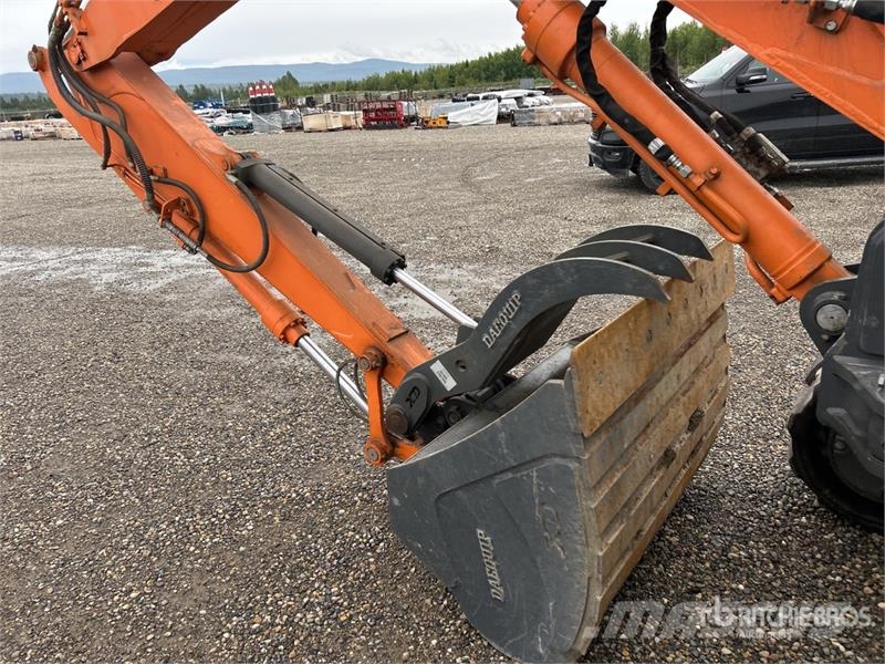Doosan DX85R-3 大型油圧ショベル12t以上(パワーショベル・ユンボ)