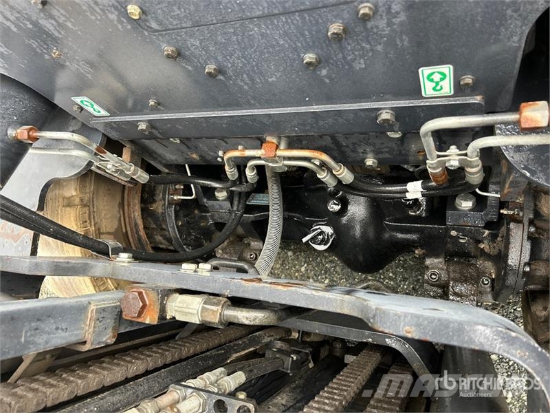 Doosan G25N-7 3850 lb Pneumatic Tire Forklift Інше