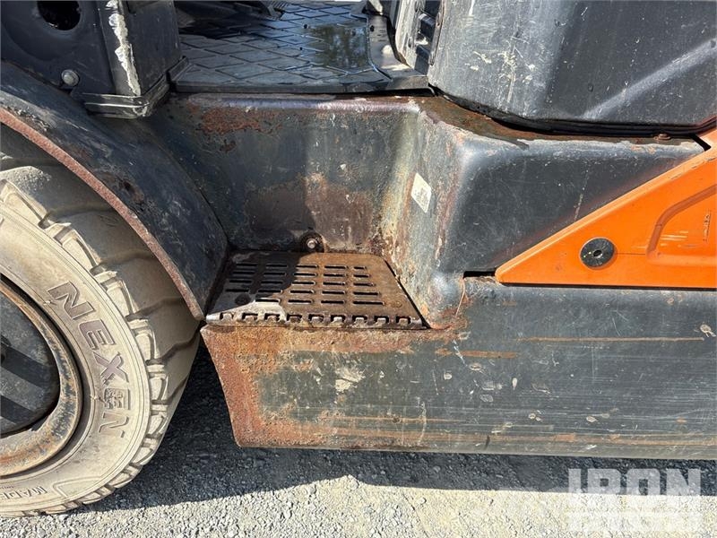 Doosan G25P-7DF 4600 lb Forklift Targoncák-Egyéb