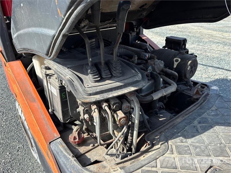 Doosan G25P-7DF 4600 lb Cushion Tire Forklift Viličari - ostalo