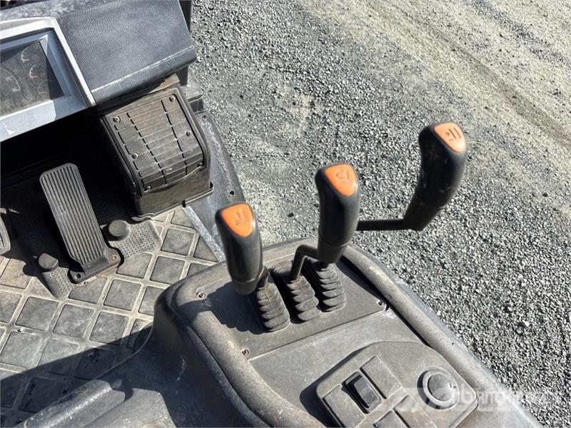 Doosan G25P-7DF 4600 lb Cushion Tire Forklift Viličari - ostalo