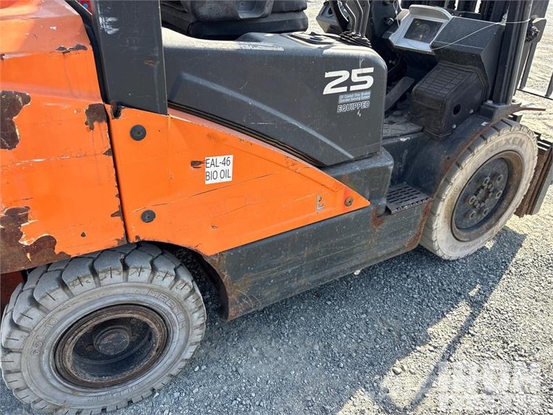 Doosan G25P-7DF 4600 lb Forklift Targoncák-Egyéb
