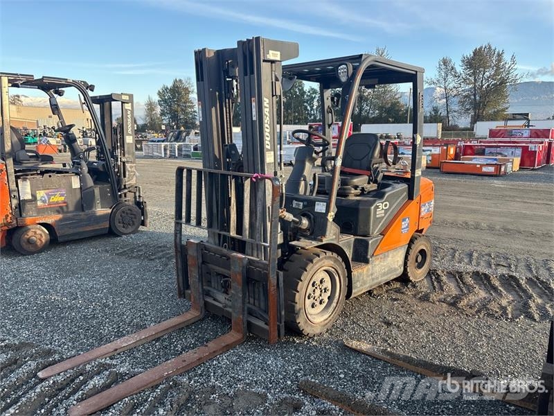 Doosan G30E-7 5500 lb Cushion Tire Forklift شاحنات ذات رافعات شوكية - أخرى