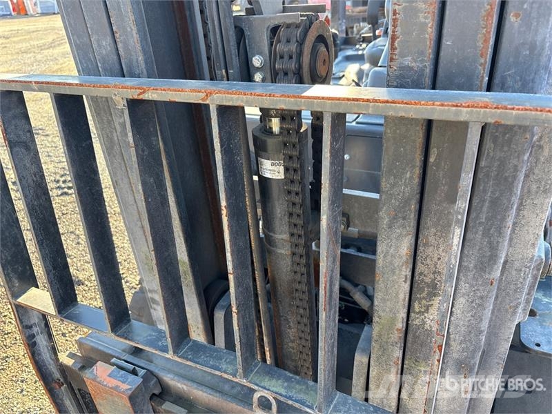 Doosan G30E-7 5500 lb Cushion Tire Forklift Montacargas - otros