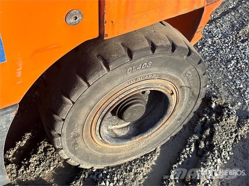 Doosan G30E-7 5500 lb Cushion Tire Forklift شاحنات ذات رافعات شوكية - أخرى