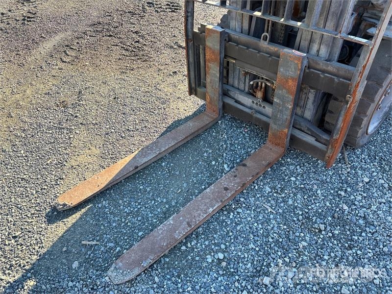 Doosan G30E-7 5500 lb Cushion Tire Forklift Carrelli elevatori-Altro